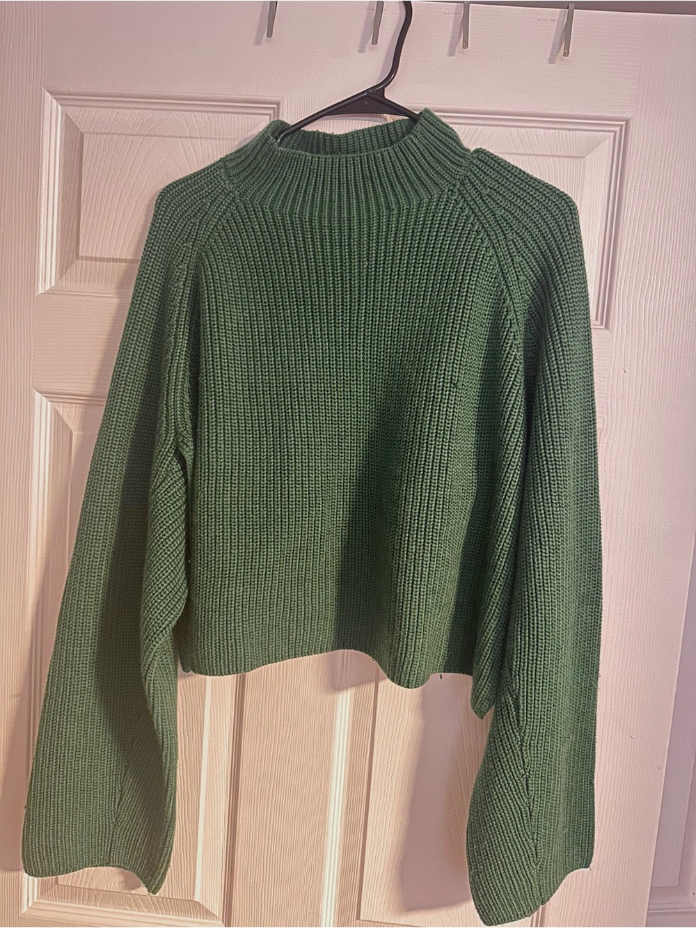 TALULAH Olive Ribbed Cropped Turtleneck Sweater